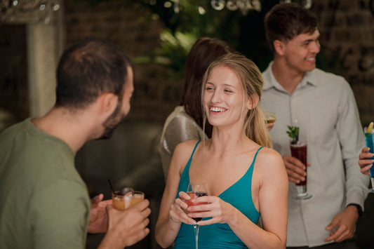 Fremde Menschen ansprechen: Tipps für jede Situation - Speed Dating Vienna